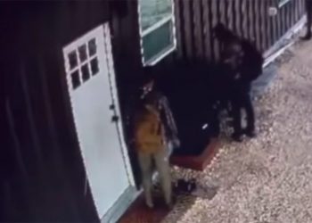 Texas ranch owner near border catches men attempting to break into house