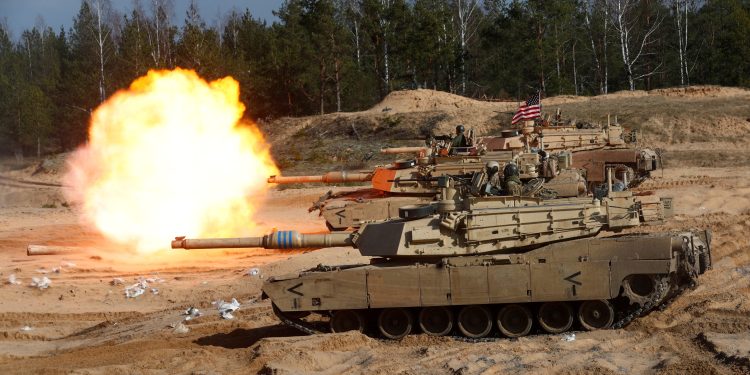 Lawmakers call for sending Abrams tanks to Ukraine as Russia warns of ‘global catastrophe’