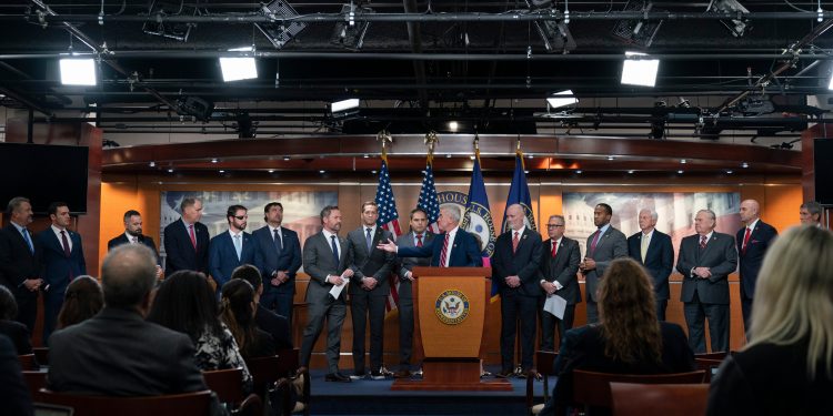 Republican military veterans urge support for McCarthy: ‘It’s actually becoming detrimental to our nation’