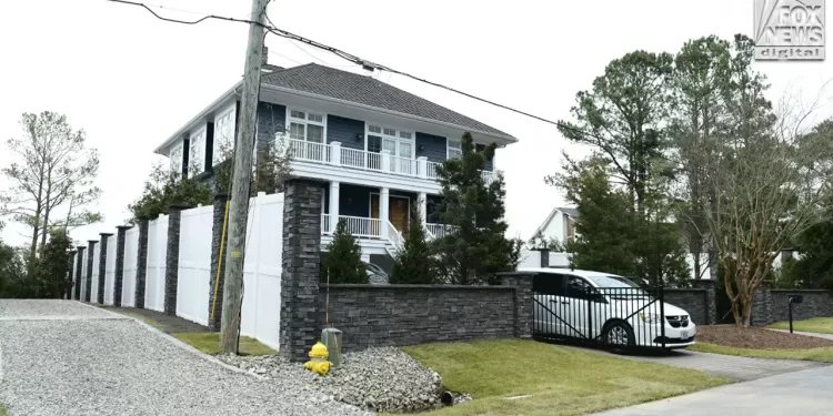 SEE IT: Biden continues building taxpayer-funded wall around beach house amid border crisis, docs scandal