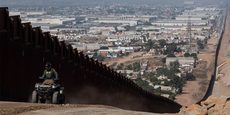 California bill would allow Mexican students near border to pay in-state community college tuition