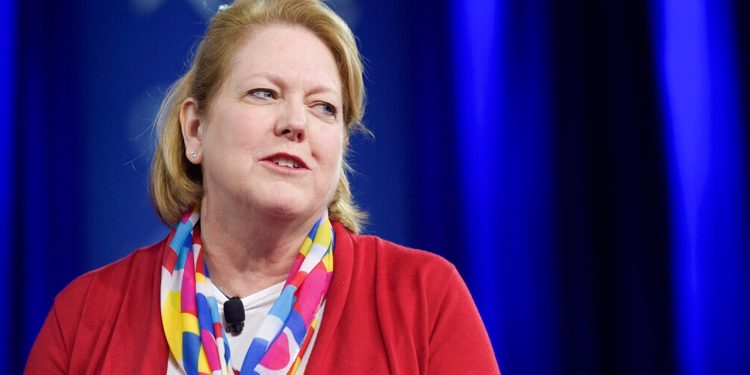 Conservative heavyweights call for new House GOP leadership after McCarthy failed to clinch House speaker