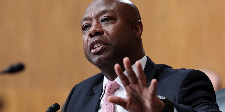 Sen. Tim Scott headed to Iowa in February, fueling more GOP presidential speculation