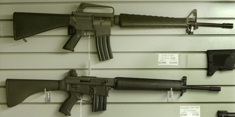 Illinois sheriff says will not arrest people solely for possessing semiautomatic weapons after state ban