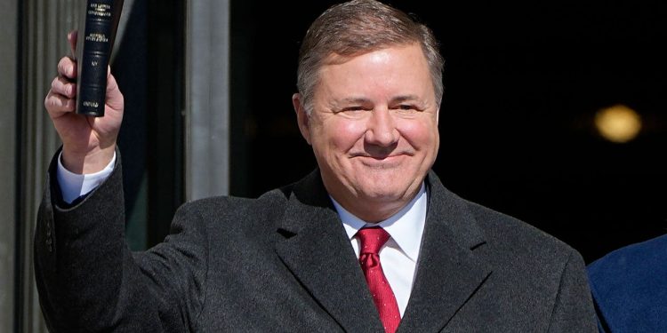 Oklahoma AG looks to slow lethal injection schedule