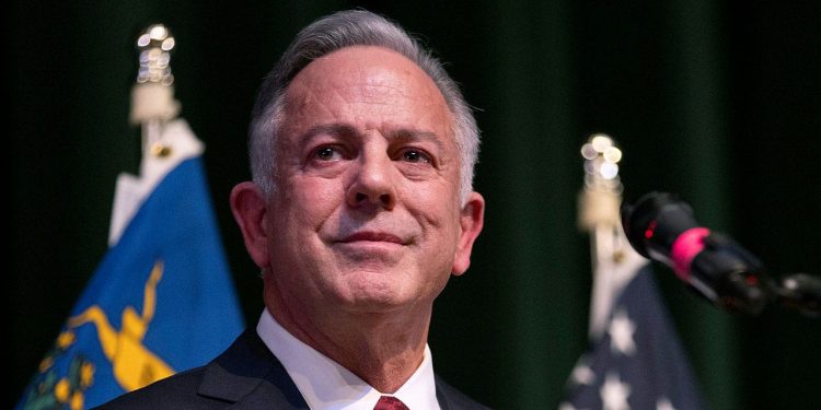 Joe Lombardo officially becomes NV’s 31st governor