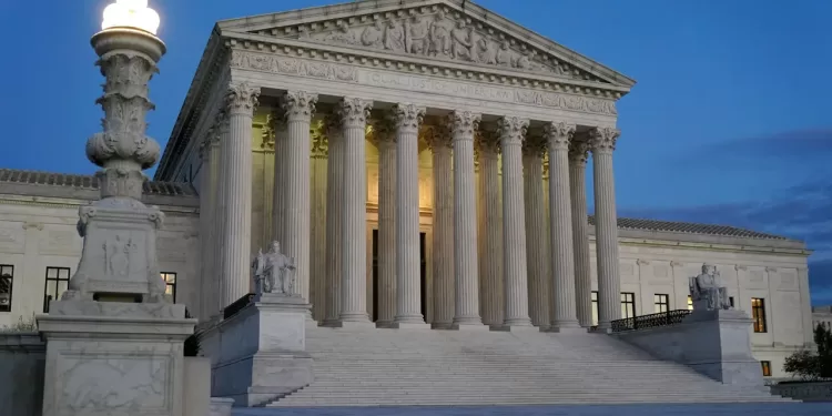 Supreme Court takes up religious freedom case involving postal worker who refused to work on Sunday
