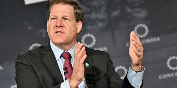 NH GOP Gov. Sununu says Trump would lose to Biden in 2024