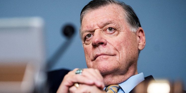 GOP renews push to arm federal judges amid rising threats of violence