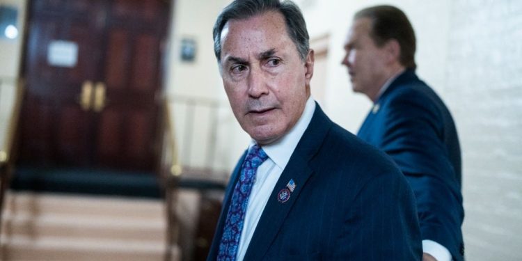 More than two dozen Democrats join GOP in opposing Biden gas stove ban