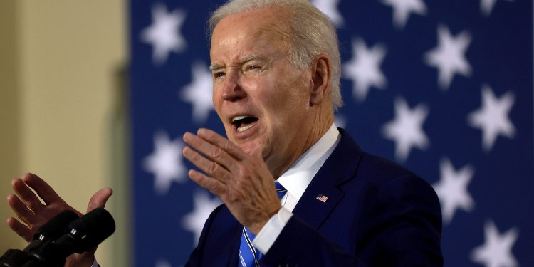Climate activists, Dems turn on Biden over likely Alaskan oil drilling project: ‘An existential threat’