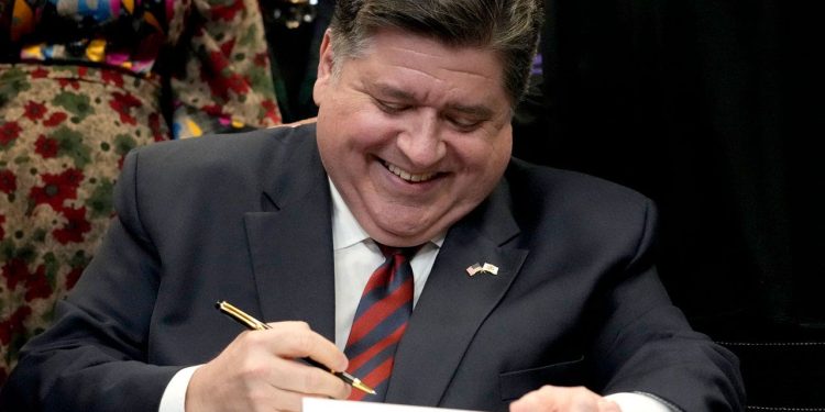 New Illinois law mandates paid leave ‘for any reason’