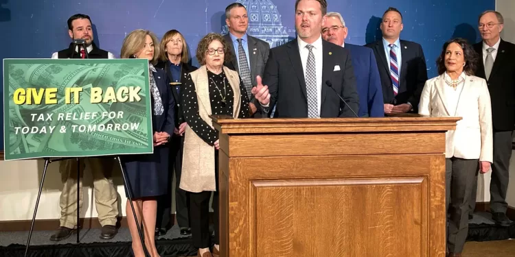 Minnesota Republicans propose $13B tax cut