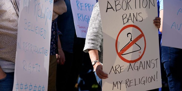 Missouri proposals may put abortion back on ballot