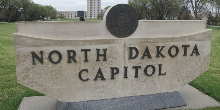 North Dakota advances bill to help parents with private school costs