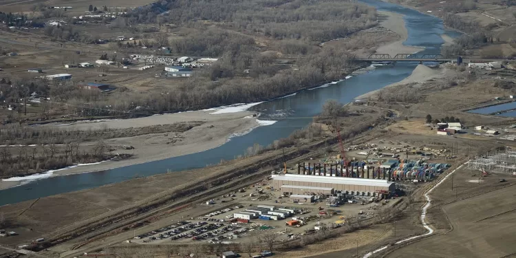 Judge cancels Montana gas plant’s permit over climate concerns