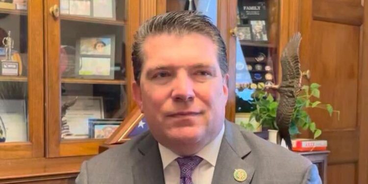 House AI task force chair signals push for legislative measures as election nears