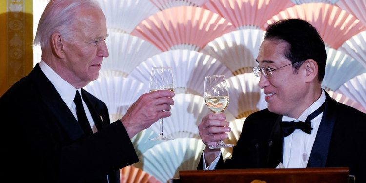 Trump meets everyday Americans at Chick-fil-A while Biden fine dines with Clintons, billionaires in DC
