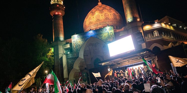 France, Germany urge its citizens to depart Iran, cancel flights amid increased risk of military escalation