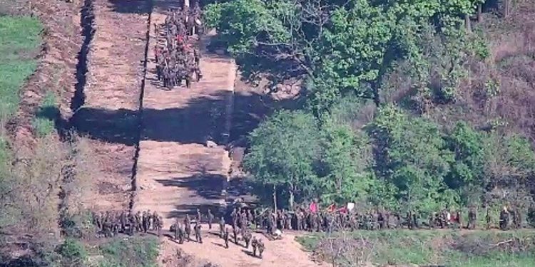 Dozens of North Korean soldiers repeatedly breach forbidden zone with South Korea ahead of Putin visit