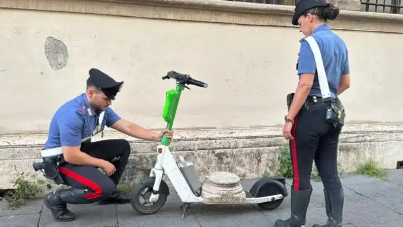 German tourist carrying ancient Roman artifact on e-scooter chased by Italian police