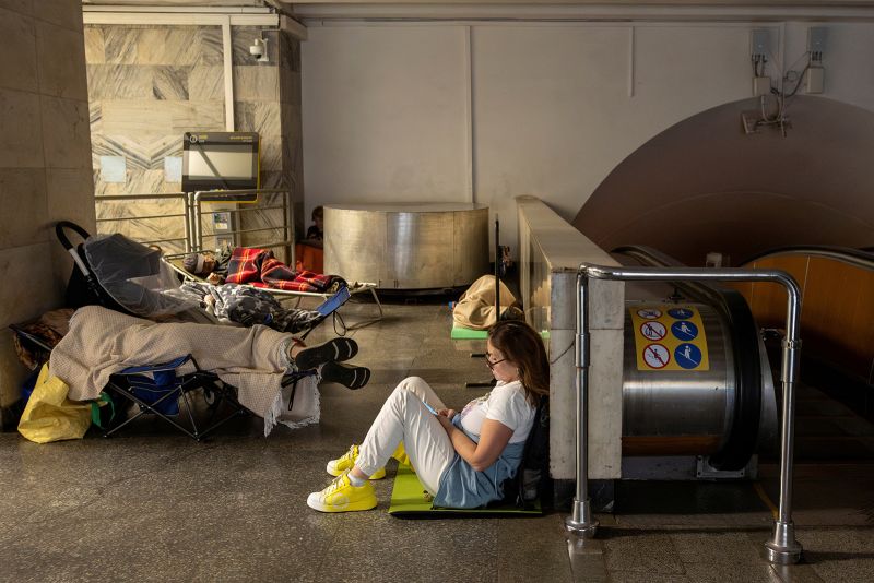 Russia strikes Kyiv and Odesa with aerial attacks, at least two people wounded, officials say